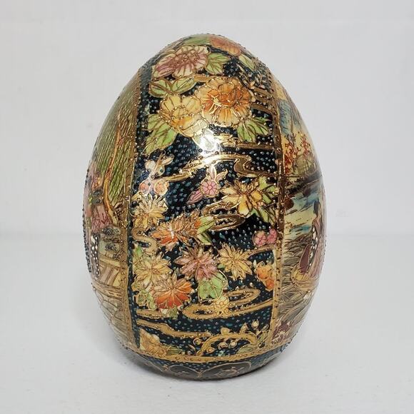 Satsuma Geisha Hand Painted Moriage Porcelain Decorative Egg Collectible - Picture 2 of 7